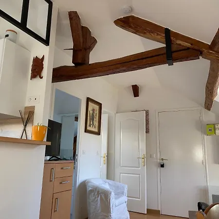 Le Logis De L'epte 아파트 *