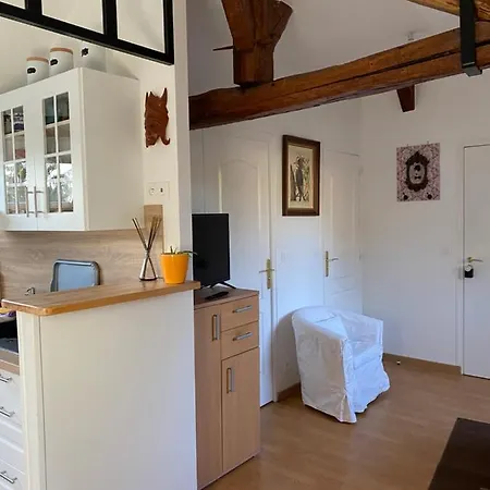 Le Logis De L'epte 아파트