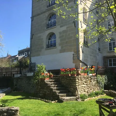 Le Logis De L'epte 아파트